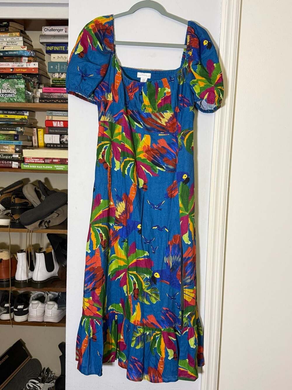House of Harlow 1960 Tropical Maxi Dress Size M Blue Parrot Print Linen